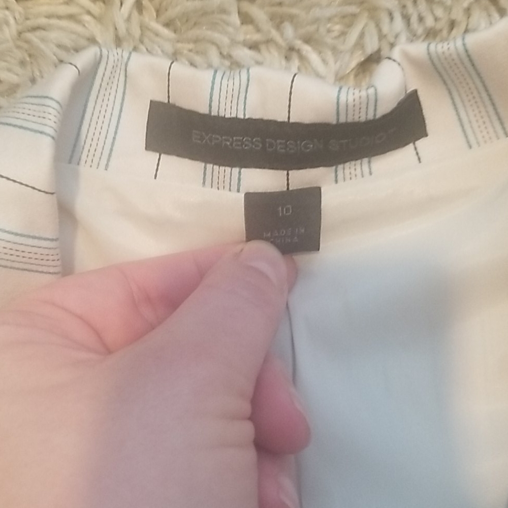 Jacket - Picture 4 of 4